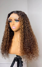 Load image into Gallery viewer, Miss Pretty (5x5 Curly Closure wig)