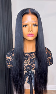 “Beauty” (Hd lace frontal wig)