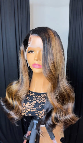 “Dream” (lace frontal wig)
